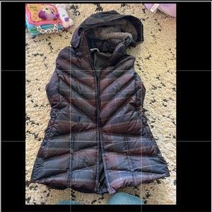 Patagonia hooded down vest